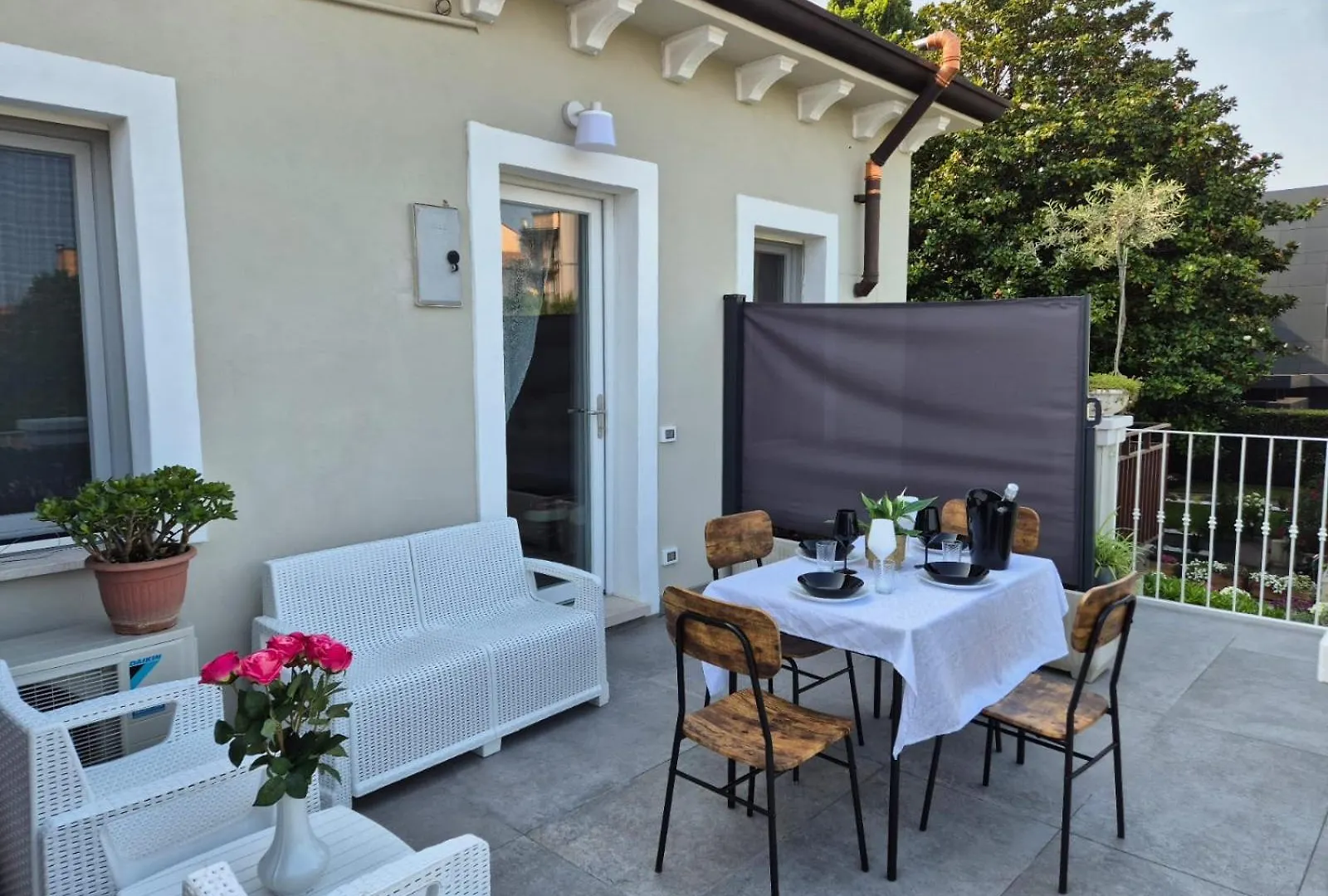 Villa Joy Verona - Chalet Delux 0*,  Italy